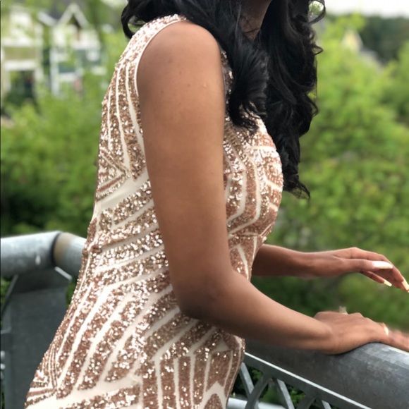 PROM DRESS - Picture 2 of 5